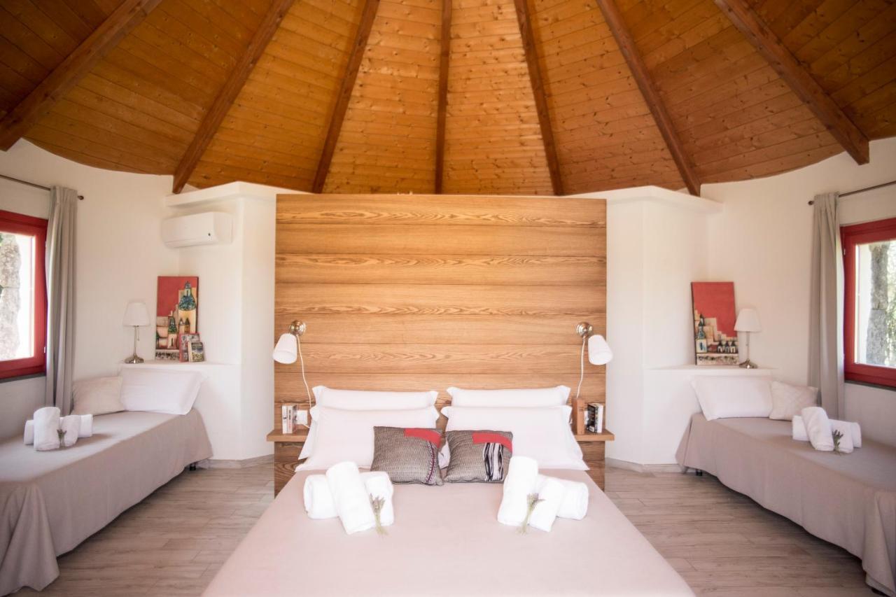 Is Cheas Wine Farm Boutique Hotel San Vero Milis المظهر الخارجي الصورة