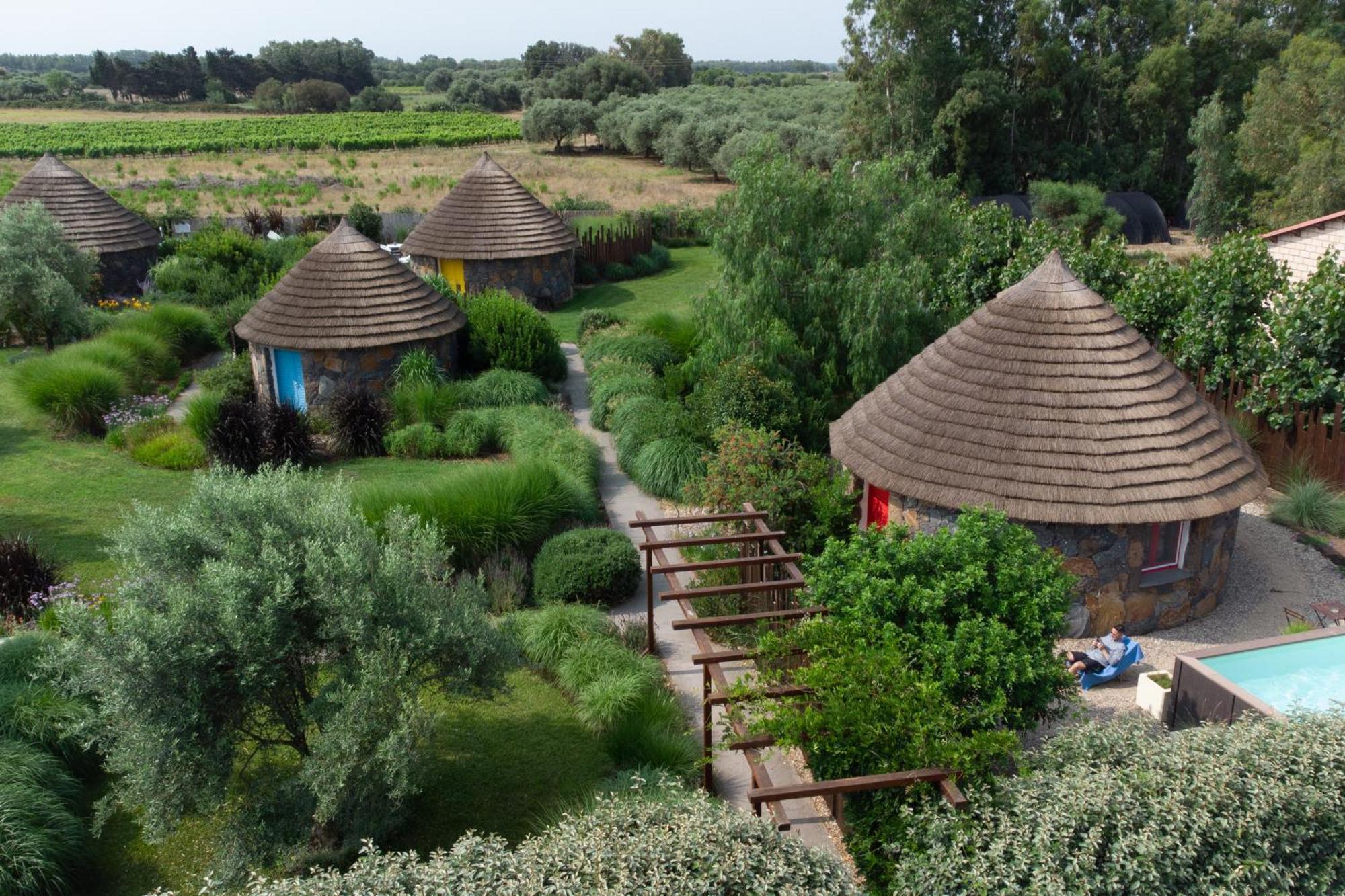 Is Cheas Wine Farm Boutique Hotel San Vero Milis المظهر الخارجي الصورة