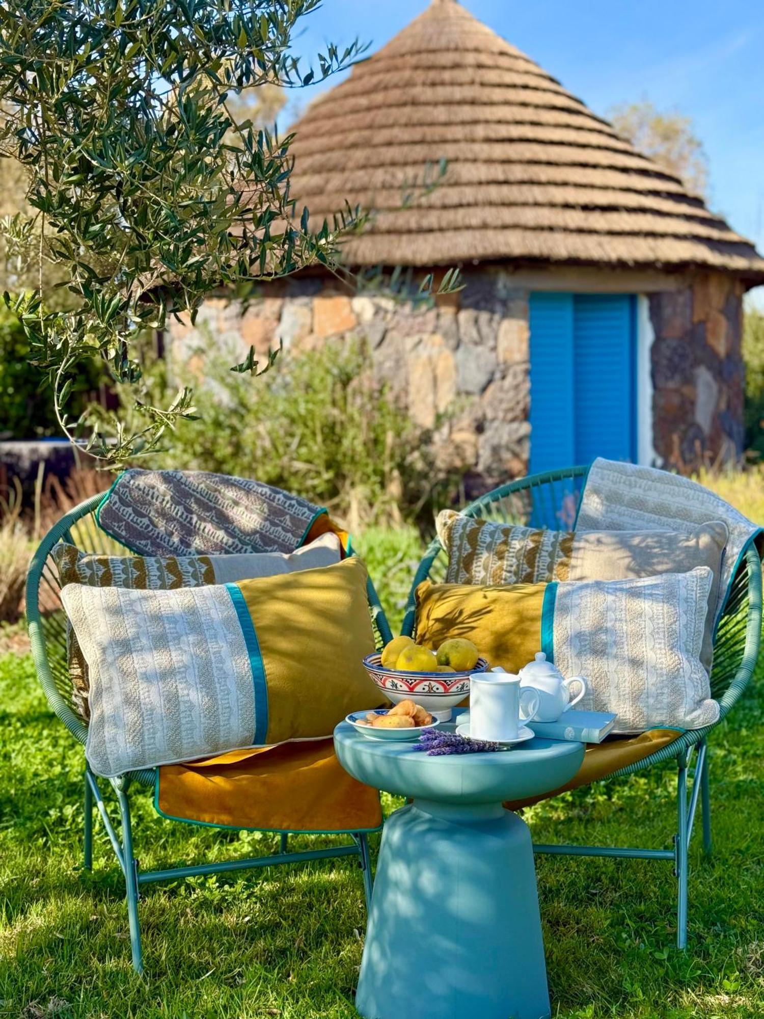 Is Cheas Wine Farm Boutique Hotel San Vero Milis المظهر الخارجي الصورة